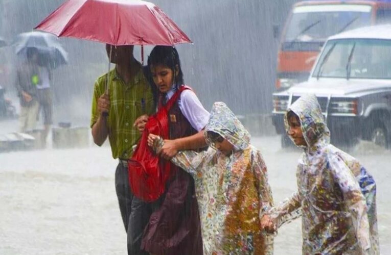 नैनीताल में भारी बारिश के चलते सभी स्कूल आज भी बंद, मौसम विभाग की चेतावनी