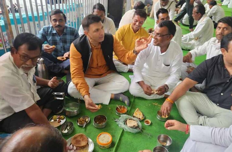 मामा शिवराज को फॉलो कर रहे पटवारी!  ‘टिफिन कैबिनेट’ से कांग्रेस ने सीखा बड़ा सबक, क्या है नई रणनीति?