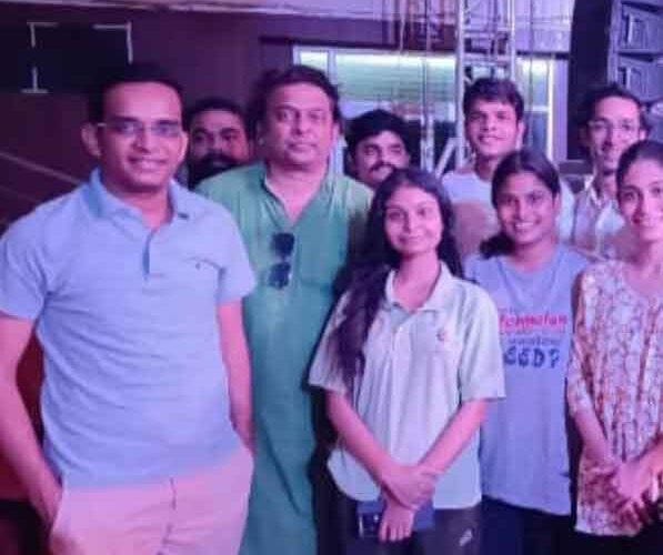 रंग प्रयोग नाट्य मंच के कलाकारों से मिले SP अगम जैन, उनकी कलाओं को सराहा किया उत्साह वर्धन