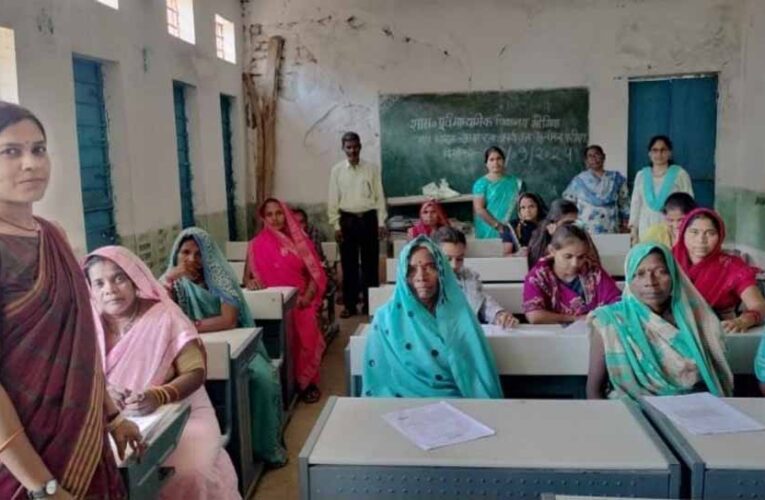 मूल्याकंन परीक्षा में शामिल हुए जिले के 29500 नवसाक्षर