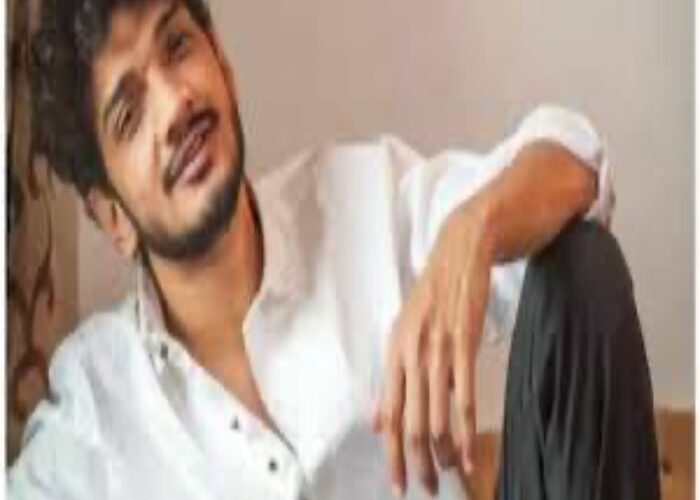 मुनव्वर फारूकी ने खरीदा 6 करोड़ से अधिक का लग्जरी अपार्टमेंट