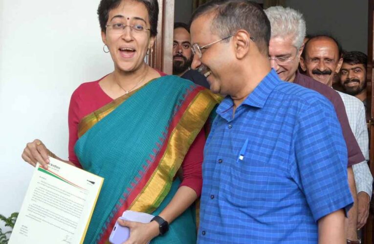 मानहानि केस में आप पार्टी के केजरीवाल और मुख्यमंत्री आतिशी को बड़ी राहत मिली, SC ने लगाया कार्यवाही पर स्टे