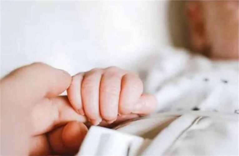 मां के पेट में बच्चा, डॉक्टरों ने जांच की तो पता चला कि उस बच्चे के अंदर भी एक नवजात पल रहा है, अनोखा मामला