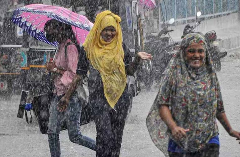 मध्य प्रदेश के कई हिस्सों में बारिश का दौर जारी, कई जिलों में बारिश का ऑरेंज अलर्ट, चमक के साथ बरसेंगे बादल