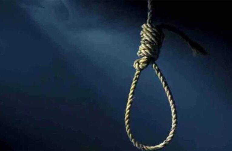 पिपलानी थाना क्षेत्र में स्थित आनंद नगर में एक ठेकेदार ने अपने घर में फांसी लगाकर दी जान, कारण पता नहीं चल पाया