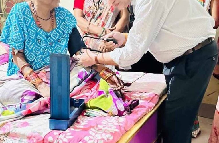 विख्यात पंडवानी गायिका श्रीमती तीजन बाई के स्वास्थ्य पर रखी जा रही निगरानी, मुख्यमंत्री साय के निर्देश पर चिकित्सकों का दल तैनात