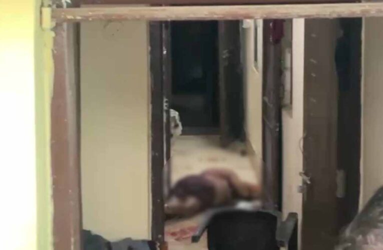 रायगढ़ में सनसनीखेज मामला, घर में घुसकर व्यक्ति की हत्या