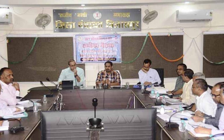 पीएचई सचिव मोहम्मद कैसर अब्दुलहक ने जल जीवन मिशन के कार्यों की समीक्षा की
