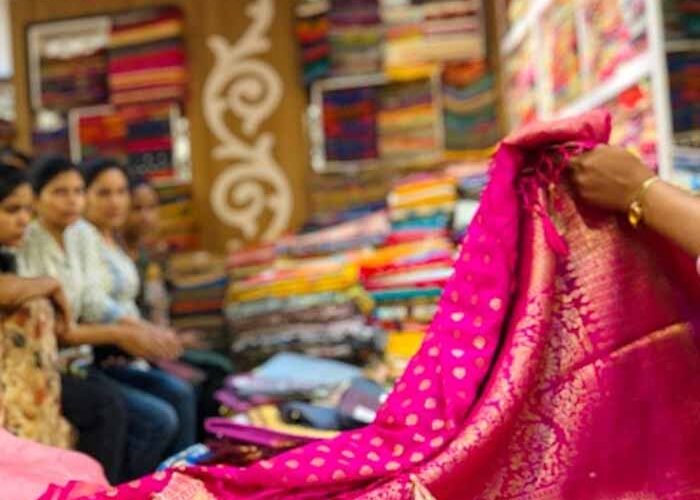 खादी उत्सव में मलबरी सिल्क एवं मसलिन खादी की साड़ियां रहेंगी खास