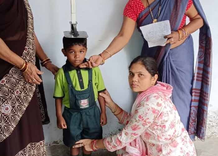जिले में वजन त्यौहार से 34000 हजार से अधिक बच्चे हुये लाभान्वित