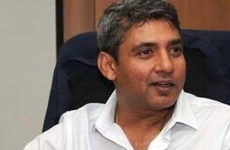 पूर्व क्रिकेटर अजय जडेजा को बनाया जामनगर राजघराने का वारिस