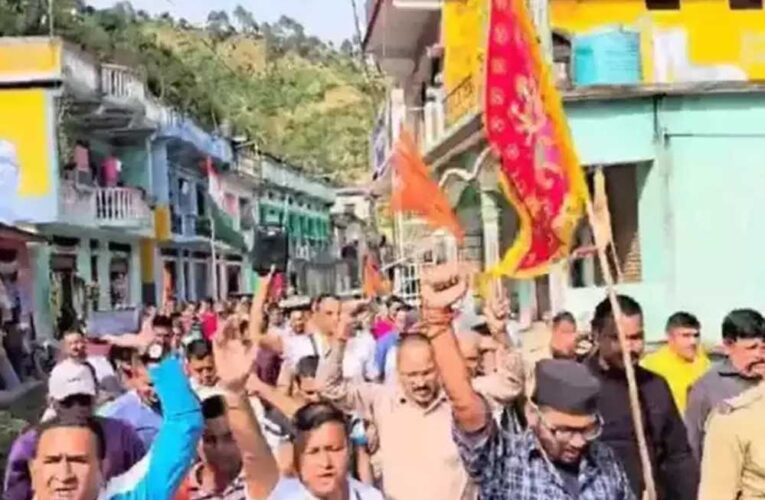 चमोली में व्यापारियों की मुस्लिमों को चेतावनी, 31 दिसंबर के बाद मकान मालिकों पर लगेगा 10 हजार जुर्माना
