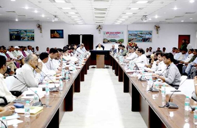 रबी के लिए किसानों को समय से मिलें उत्तम उर्वरक और बीज : एपीसी सुलेमान