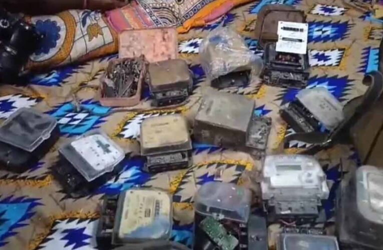 जबलपुर में स्मार्ट मीटर को ब्लॉक कर राजस्व का नुकसान पहुंचाने वाले गिरोह का भंडाफोड़