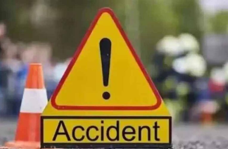 तेज रफ्तार कार ने दो सगी बहनों को मारी टक्कर, सिर में चोट लगने से एक की मौत