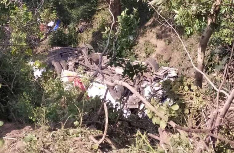 पंचकूला में एक बस हादसे का शिकार हो गई, जिसमें स्कूल के बच्चे सवार थे, 15 घायल, रेस्क्यू ऑपरेशन जारी