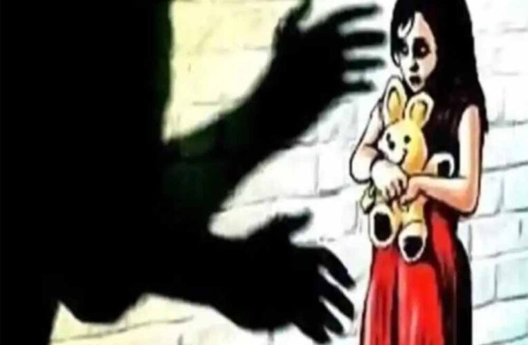 बॉम्बे हाईकोर्ट की नागपुर पीठ ने 64 साल के एक रेप को आरोपी को बरी किया, कहा- रेप होता तो खेलने नहीं जाती