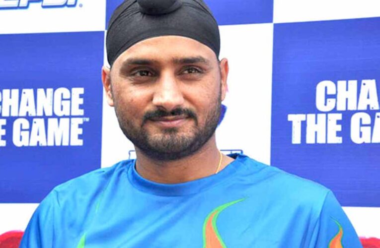 हरभजन बोले, धोनी उपलब्ध रहे तो जरुर रिटेन करेगी सीएसके