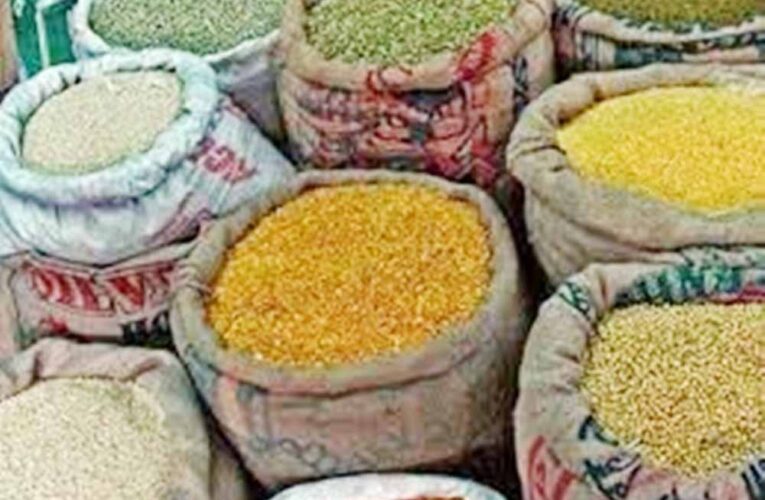 अनाज मंडी में दाल-बेसन की मांग ने पकड़ा जोर, चने के भाव में उछाल, जमकर हो रही पूछतांछ