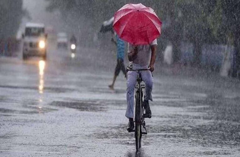 राजस्थान में मौसम ने एकदम से करवट ली, कई जिलों में हो रही बारिश, 12 जिलों में ओलावृष्टि का अलर्ट