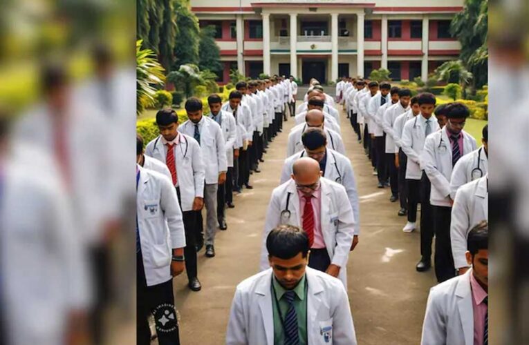 रैगिंग : MBBS के 5 छात्र निलंबित, उनके पैरेंट्स से भी ये करवाएगा रायपुर मेडिकल कॉलेज