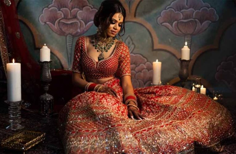 शादी का लहंगा लेने जा रहे हैं, तो ध्यान रखें ये बातें