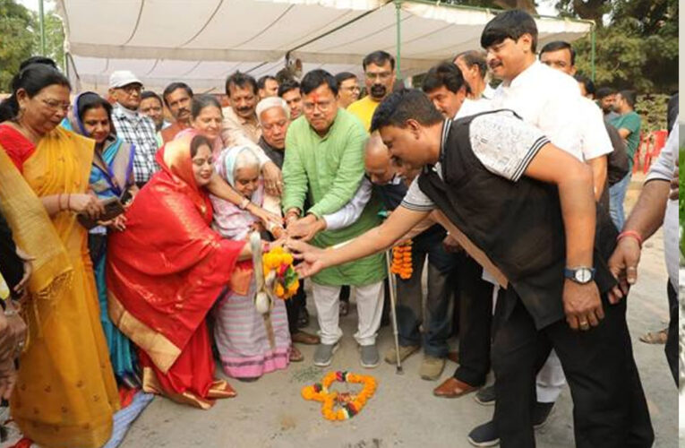 ऊर्जा मंत्री तोमर ने ग्वालियर में लगभग 5 करोड़ रूपए के विकास कार्यों का किया भूमि-पूजन