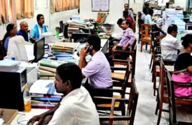 प्रदेश में शासकीय सेवकों पर चल रहे भ्रष्टाचार के मामलों में संबंधित विभाग अभियोजन की स्वीकृति में अब देरी नहीं कर सकेंगे