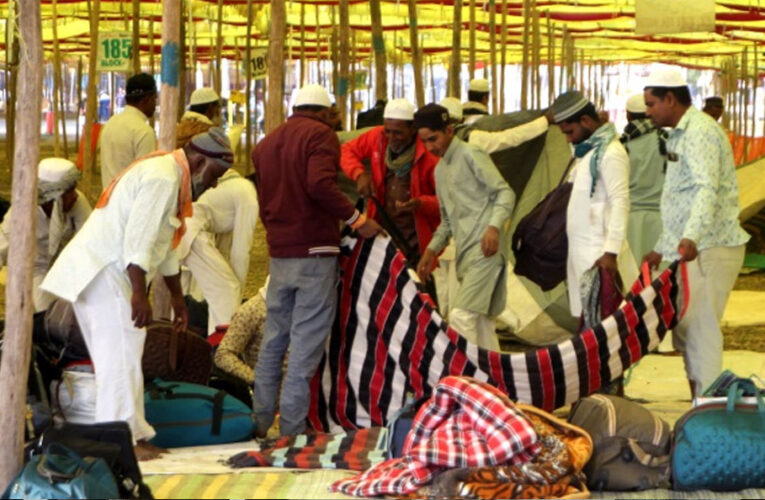 फजिर, जोहर, असिर, मगरिब के बाद मजहबी तकरीरें,  हुंचे एक लाख जमाती, आज होंगे सामूहिक निकाह