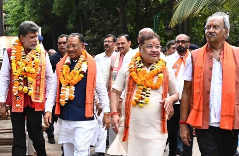 छत्तीसगढ़-रायपुर उपचुनाव में CM साय आज अंतिम दिन करेंगे रोड शो, शिक्षक संघ करेंगे मोदी की गारंटी की मांग