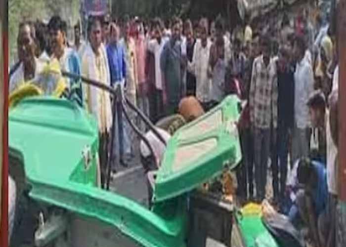 हरदोई में एक भयानक सड़क हादसा, आटो और तेज रफ्तार डीसीएम की टक्कर में 10 लोगों की मौत