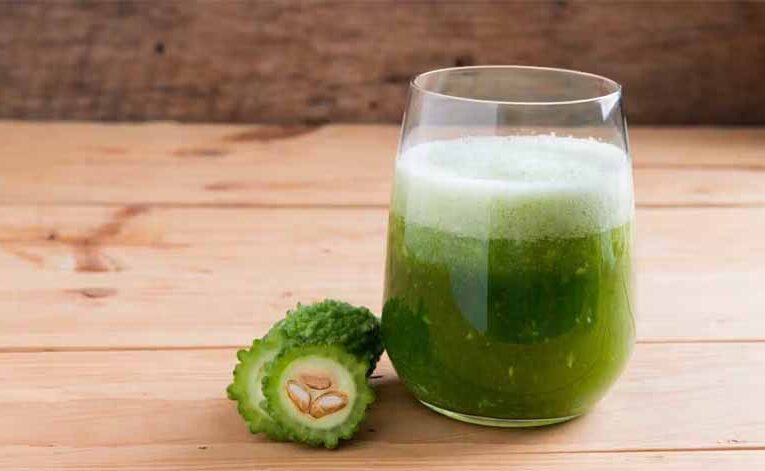 करेले का जूस हर मरीज के लिए है फायदेमंद