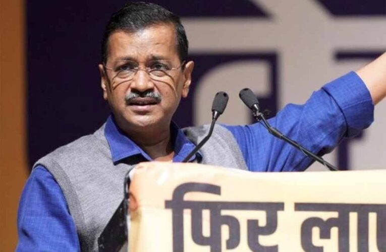 दिल्ली में आप ‘पार्टी’ बाहरी नेताओ के भरोसे, उतारे 11 उम्मीदवार