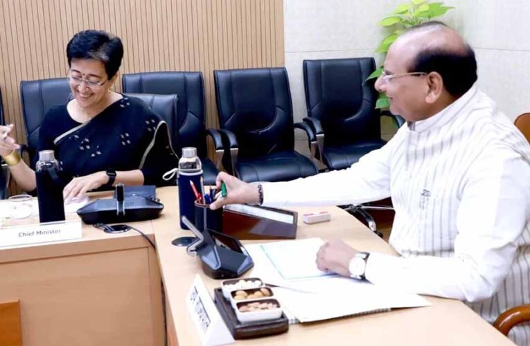 निजी स्कूलों में ईडब्ल्यूएस श्रेणी के तहत प्रवेश के लिए वार्षिक आय सीमा को कम से कम पांच लाख रुपये प्रतिवर्ष किया जाए: एलजी