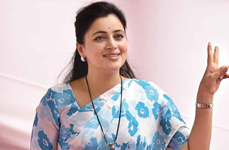 नवनीत राणा झूम उठीं महायुति की जीत पर, जमकर किया डांस; MVA की ली मौज