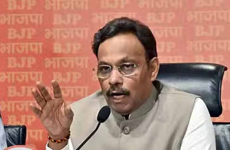 भाजपा नेता विनोद तावड़े ने कांग्रेस को भेजा कानूनी नोटिस