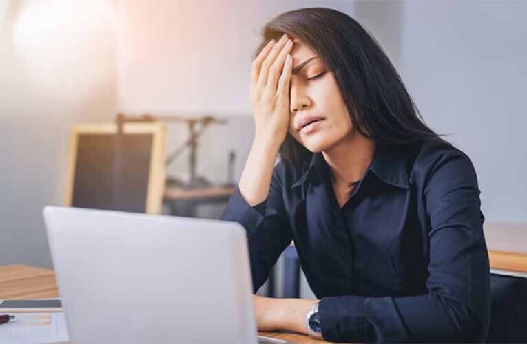 दिनभर महसूस होती है थकान तो ऐसे करें दूर