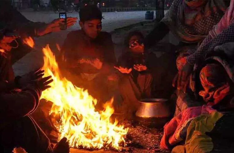 पहाड़ों पर बर्फबारी से मध्य प्रदेश में बढ़ी ठंड, तापमान में गिरावट, ग्वालियर-चंबल में छाया कोहरा