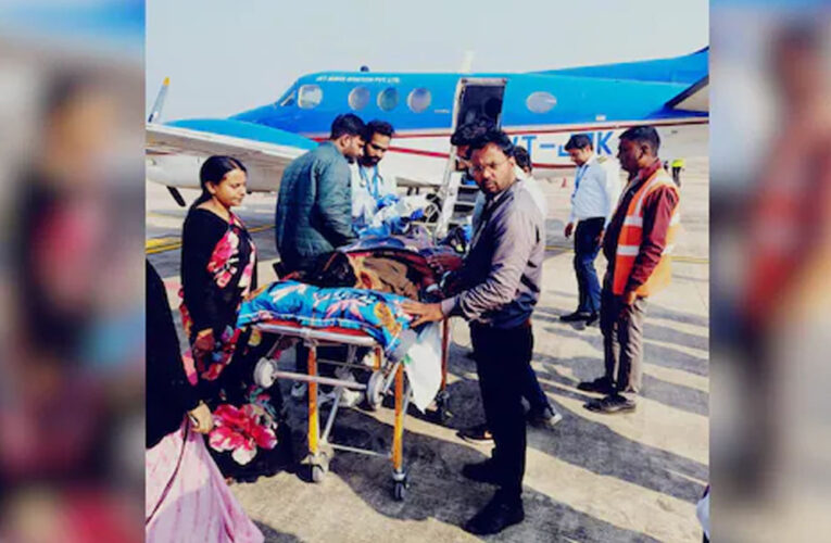 पीएमएयर एम्बुलेंस से श्रीमती गुप्ता को समय पर हायर सेंटर रेफर कर बचाई गई जान
