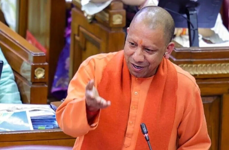 आपकी पत्थरबाजी से सौहार्द नहीं आएगा: सीएम योगी