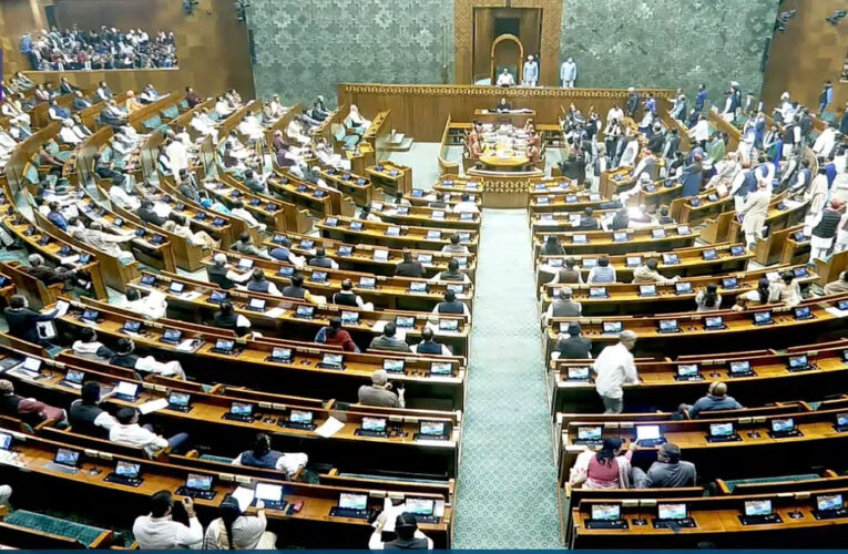 निशिकांत दुबे लाए प्रिविलेज मोशन, ‘फैसला आने तक राहुल गांधी निलंबित हों…