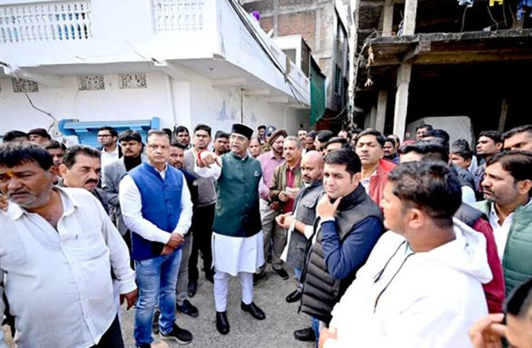 मंत्री विश्वास कैलाश सारंग ने खेड़ापति हनुमान कॉरिडोर छोला के रिंग रोड का किया निरीक्षण