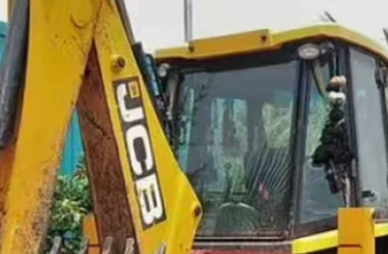 अजमेर शरीफ दरगाह के करीब बुलडोजर ऐक्शन से तनाव, भारी फोर्स तैनात