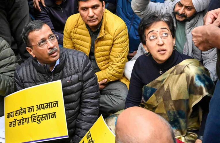 दिल्ली में चुनाव से पहले भीमराव आंबेडकर को लेकर घमासान छिड़ा, आरक्षण पर भाजपा निकाल लाई आतिशी का पुराना बयान