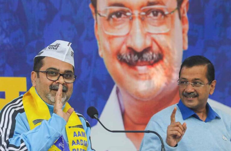 मैदान में उतरे मशहूर शिक्षक अवध ओझा ने आप पार्टी प्रमुख अरविंद केजरीवाल को भगवान बताया