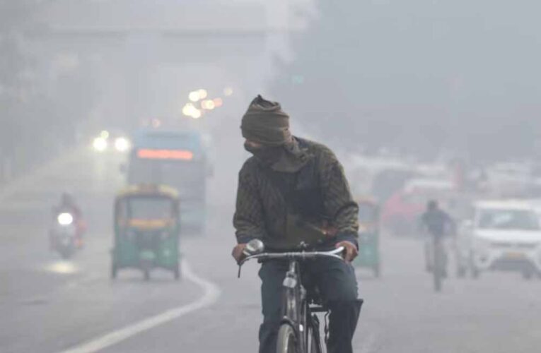 उत्तर भारत में पड़ रही ठंड के बीच कई राज्यों में मौसम का मिजाज बदलने जा रहा, दो दिनों तक होगी बारिश