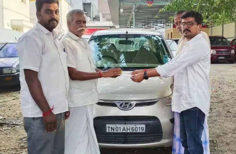 1 जनवरी, 2025 से देश के अंदर कारों को खरीदना महंगा हो जाएगा, सरकार ने GST 12% से 18% किया