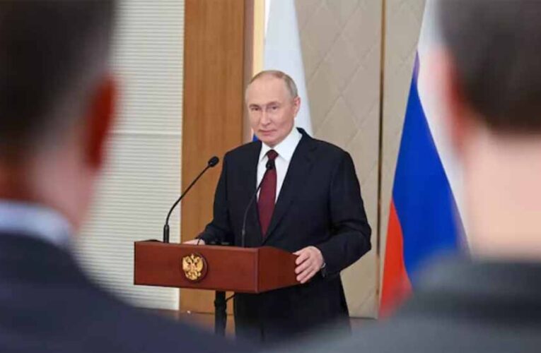 यूक्रेन से युद्ध के बीच बड़ा फैसला, रूसी राष्ट्रपति पुतिन ने सैन्य-केंद्रित बजट को दी मंजूरी