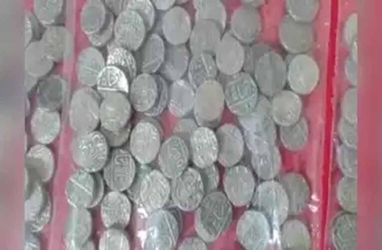 मध्य प्रदेश में दमोह के हटा में खुदाई के दौरान प्राचीन सिक्कों से भरा एक घड़ा निकला था, होगी जाँच: कलेक्टर