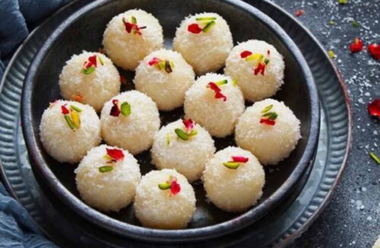 नारियल के लड्डू बनाना बेहद आसान